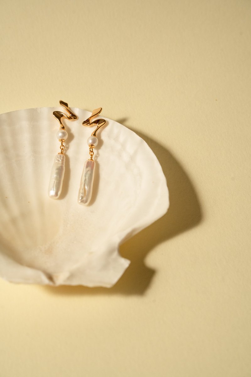 Slow Dance Earrings