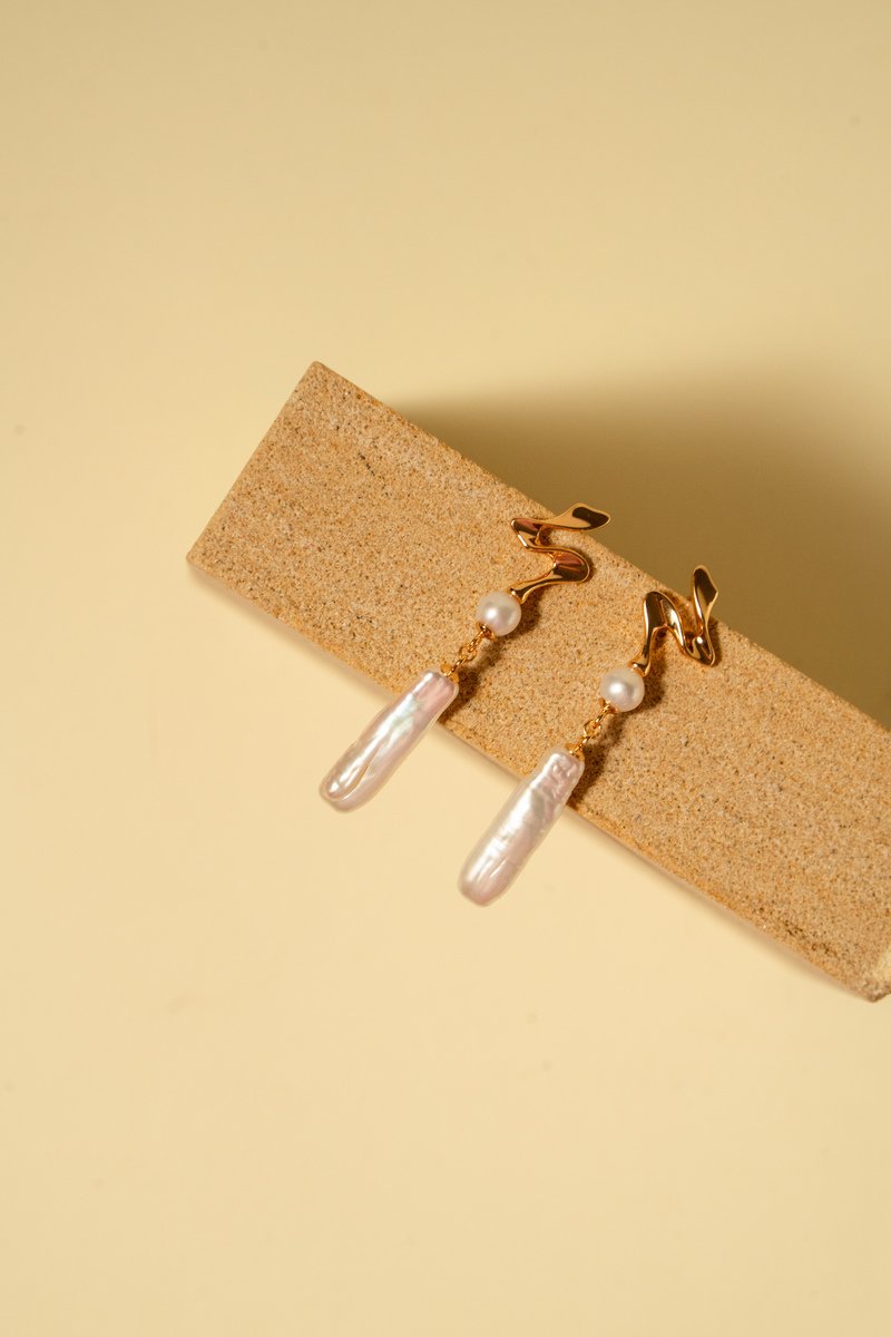 Slow Dance Earrings