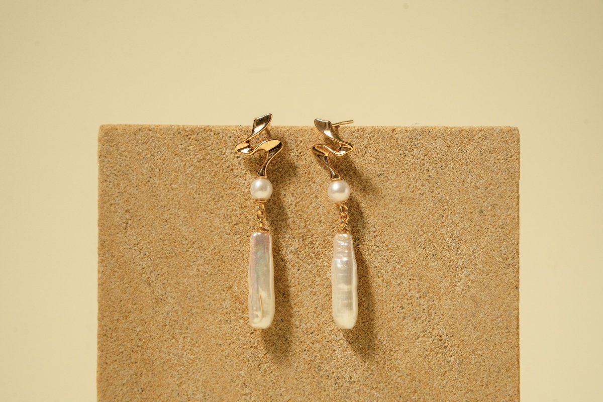 Slow Dance Earrings