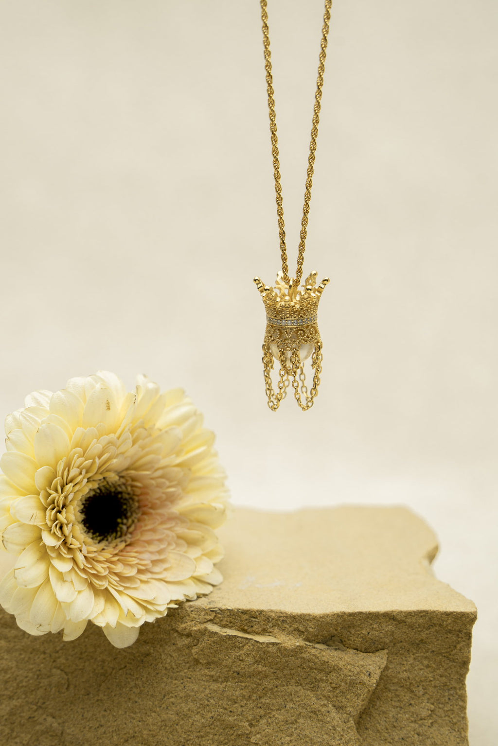 New Beginning Crowned & Called Necklace – product image 3