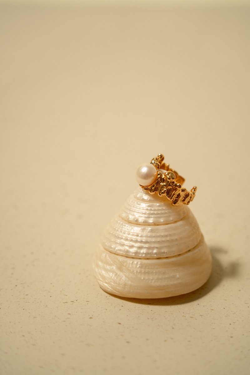 Proverbs 31 Walk On Waves Ring
