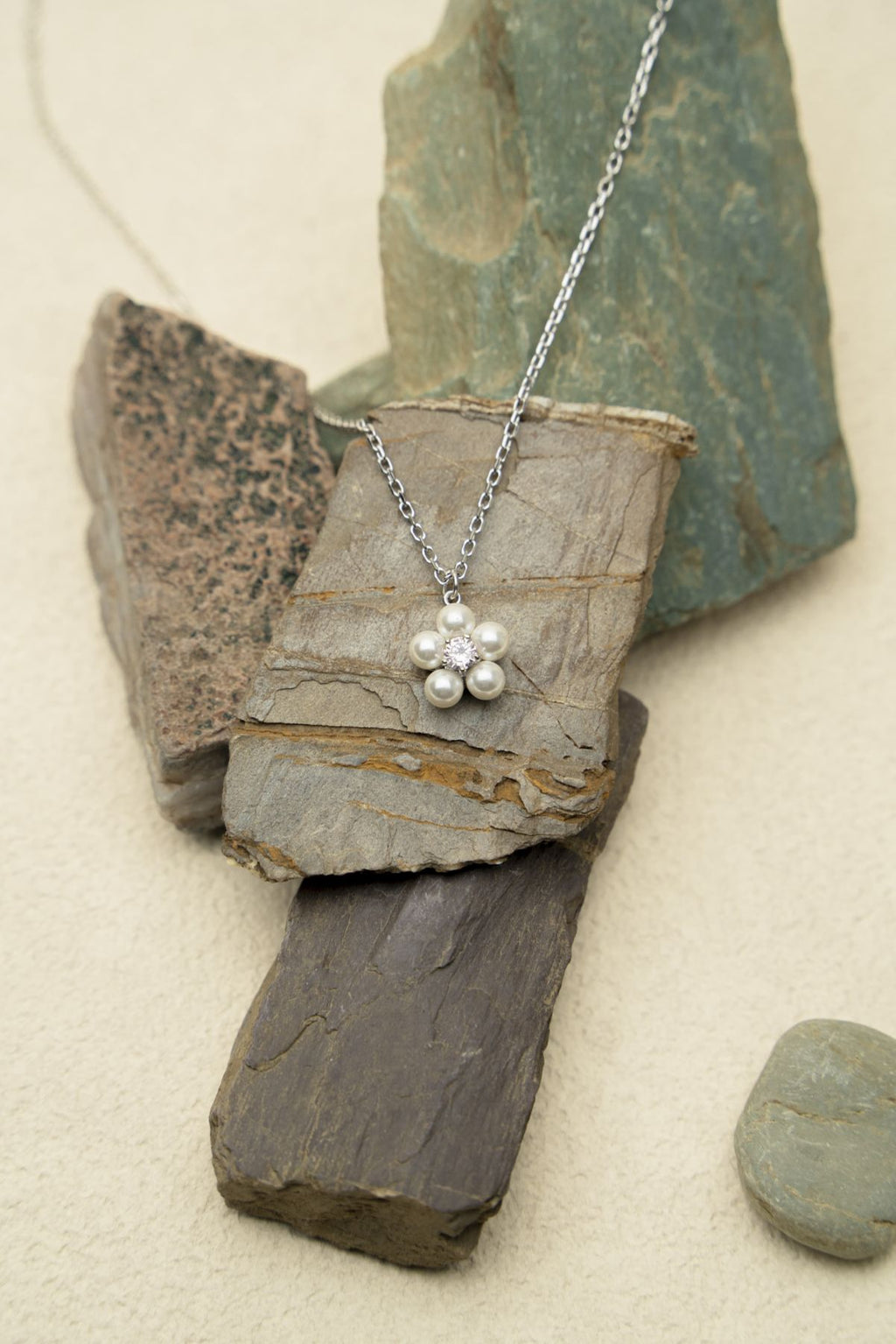 Bloom Gently Necklace