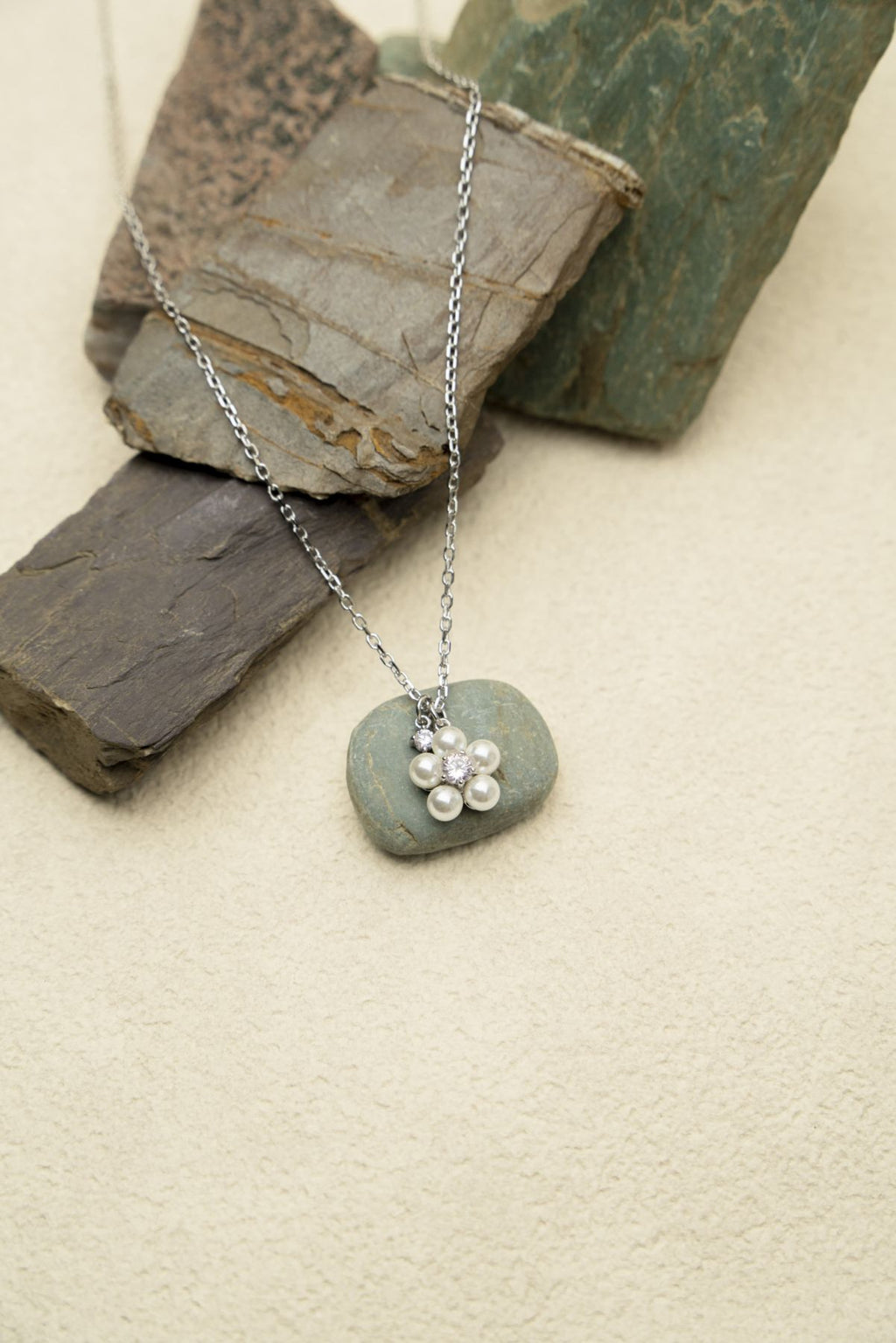 Bloom Gently Necklace