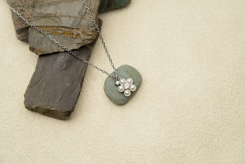 Bloom Gently Necklace