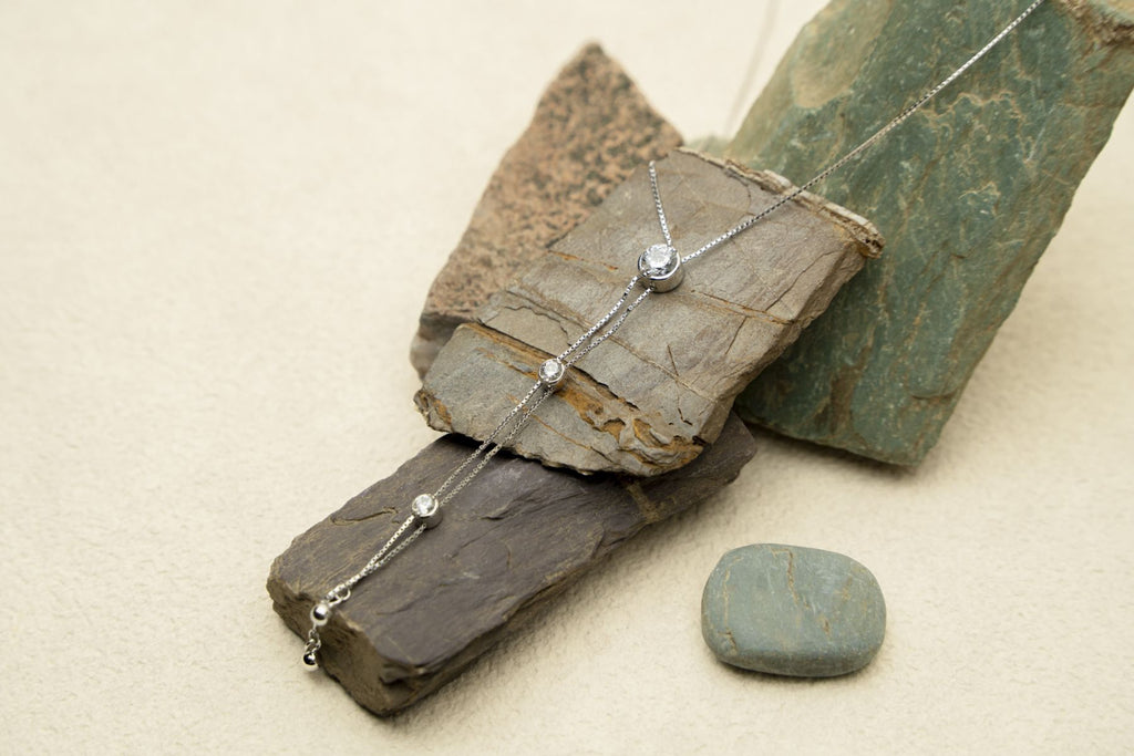 Linear Success Necklace