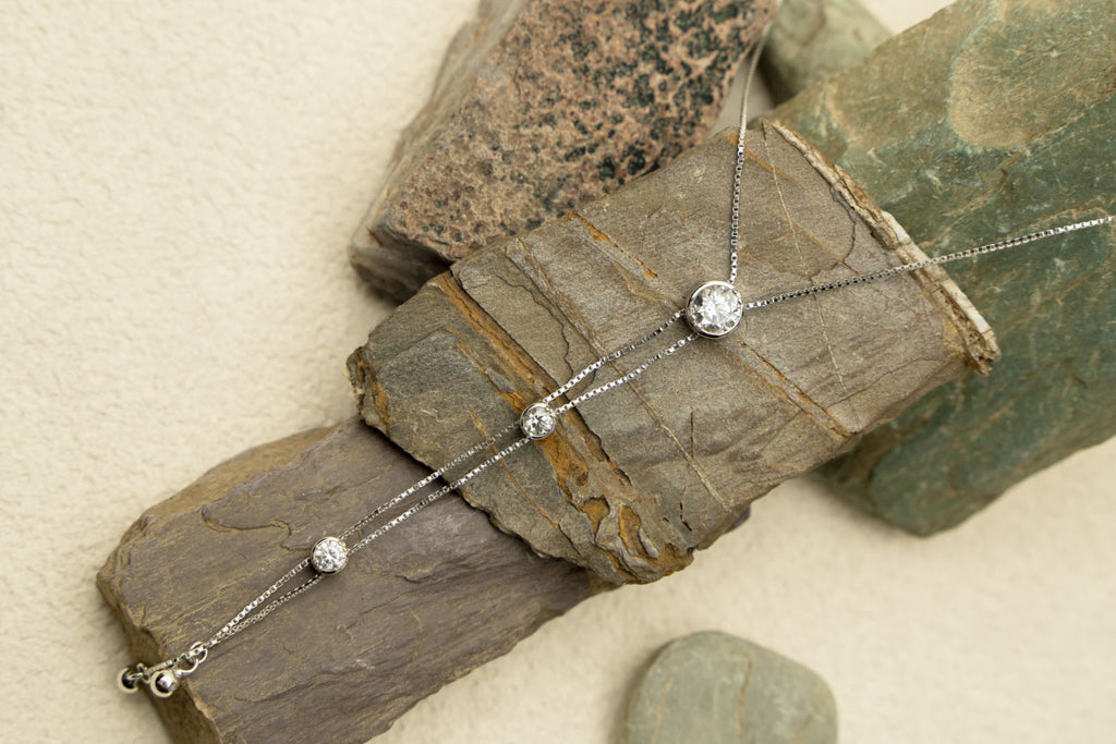 Linear Success Necklace